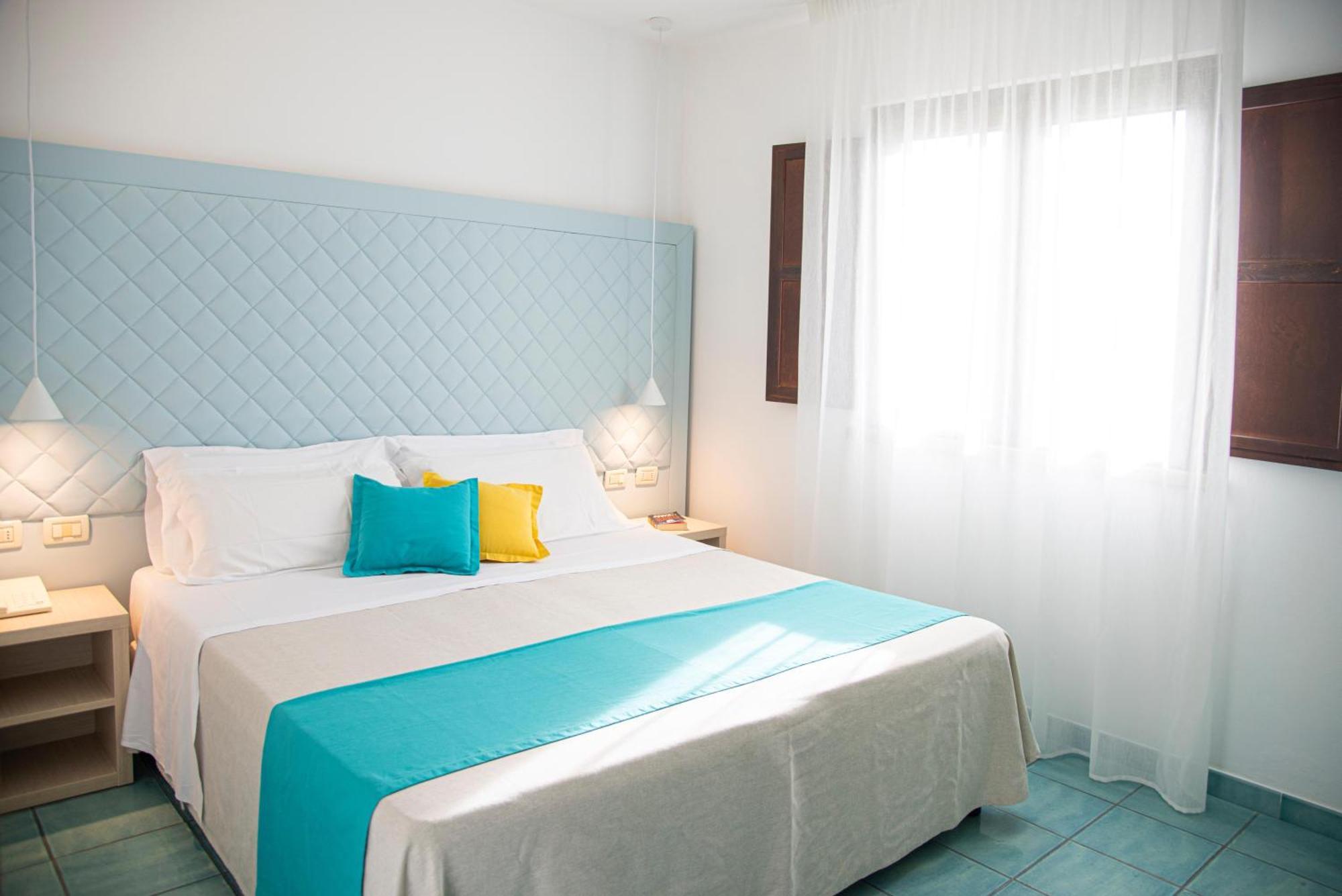 Pietrablu Resort & Spa - Cdshotels Полиньяно-а-Маре Экстерьер фото