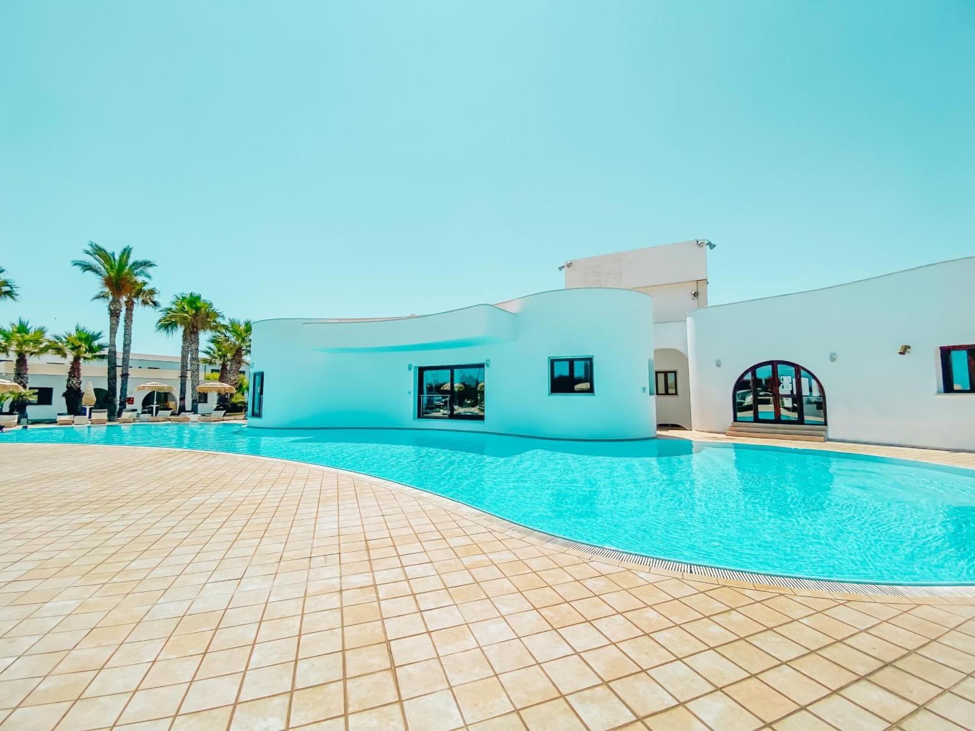 Pietrablu Resort & Spa - Cdshotels Полиньяно-а-Маре Экстерьер фото