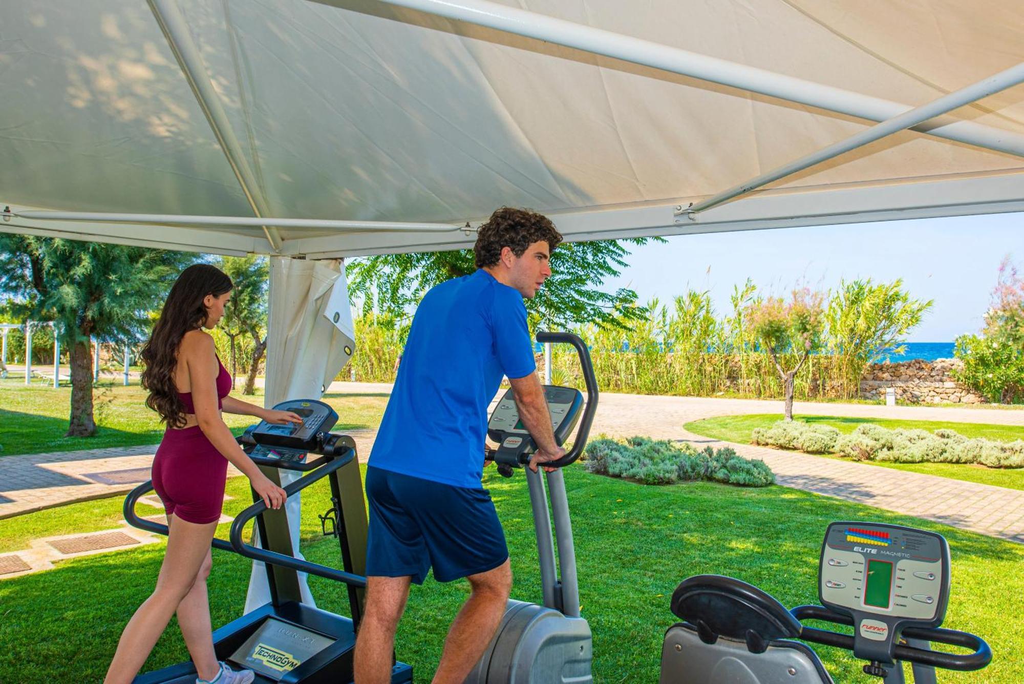 Pietrablu Resort & Spa - Cdshotels Полиньяно-а-Маре Экстерьер фото