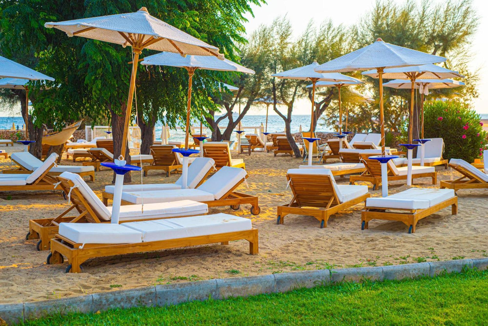 Pietrablu Resort & Spa - Cdshotels Полиньяно-а-Маре Экстерьер фото